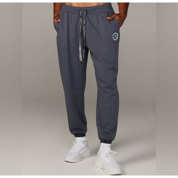 Savage X Fenty Unisex Xssential Logo Trim Patch Sweatpants Size M Ghost ‘Em Grey - Picture 2 of 6